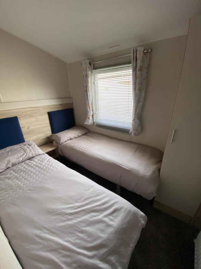 Meadow View 171 - Golden Palm - Central Heating, Wifi, Pet Friendly, Bed Linen - Meadow Lakes Caravan & Lodge Hire Chapel St. Leonards Extérieur photo
